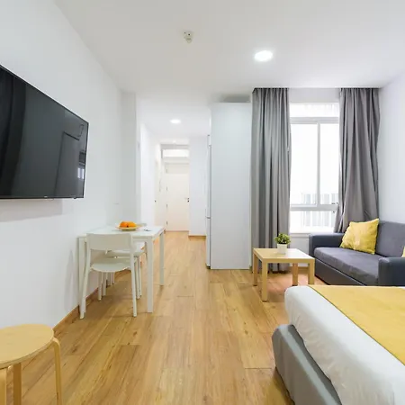 By Canteras Beach, Palmas Apartment *